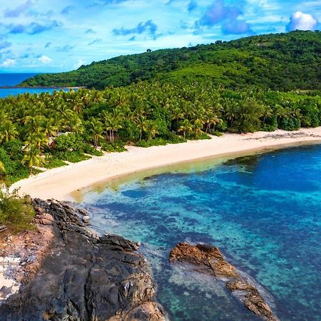 แบร์ฟุต มันตา ไอส์แลนด์ รีสอร์ต Hotel Drawaqa Island ภายนอก รูปภาพ