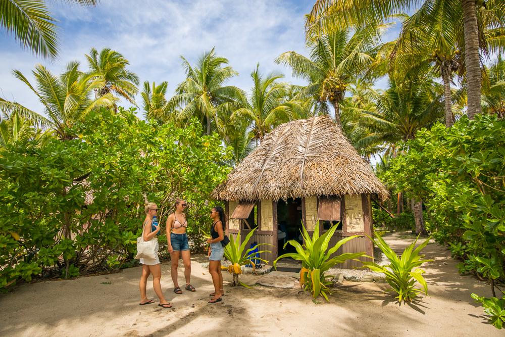 แบร์ฟุต มันตา ไอส์แลนด์ รีสอร์ต Hotel Drawaqa Island ภายนอก รูปภาพ