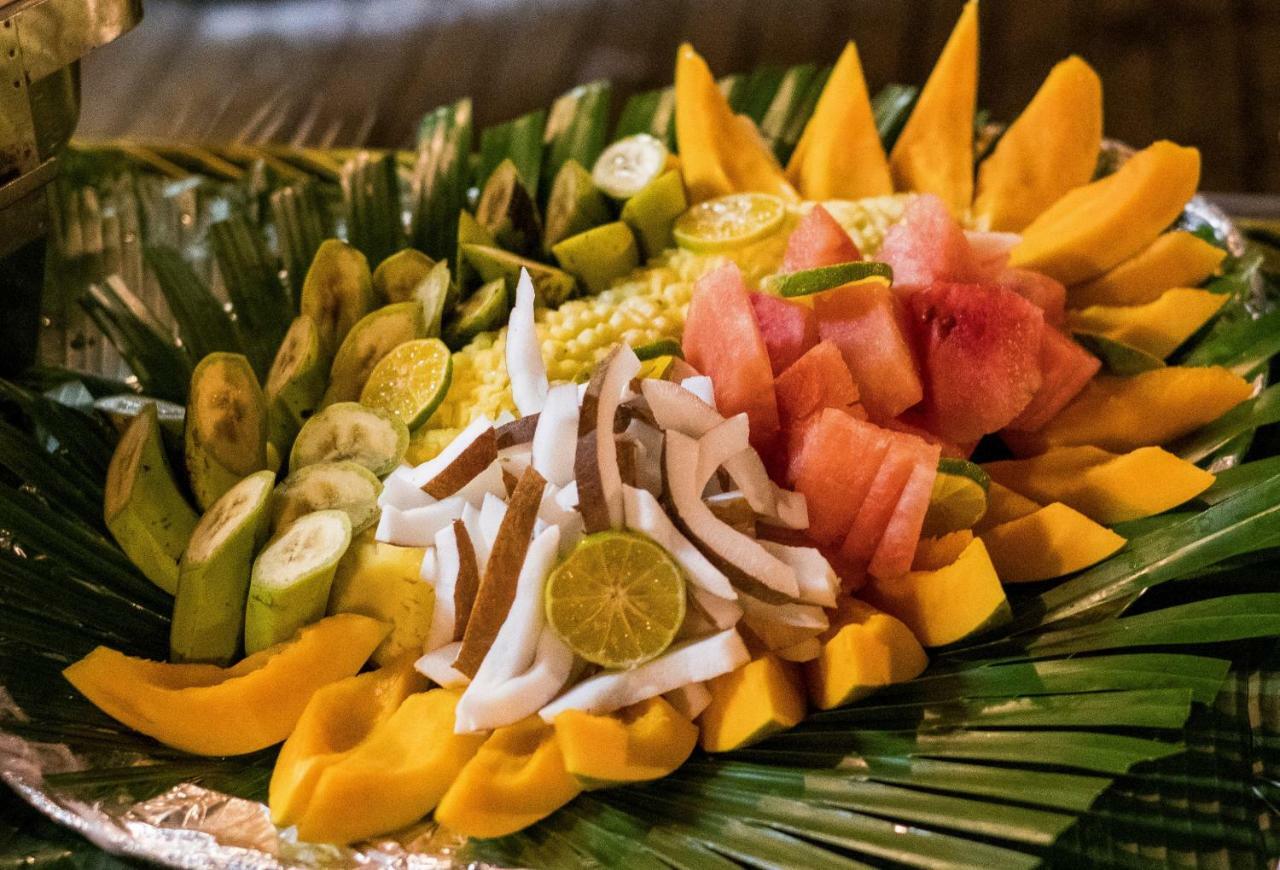 แบร์ฟุต มันตา ไอส์แลนด์ รีสอร์ต Hotel Drawaqa Island ภายนอก รูปภาพ