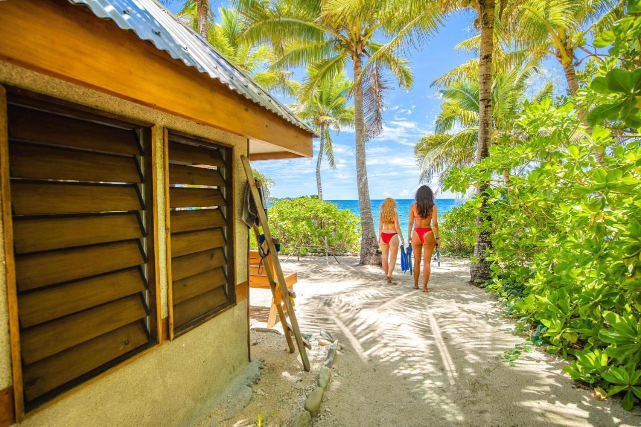 แบร์ฟุต มันตา ไอส์แลนด์ รีสอร์ต Hotel Drawaqa Island ภายนอก รูปภาพ