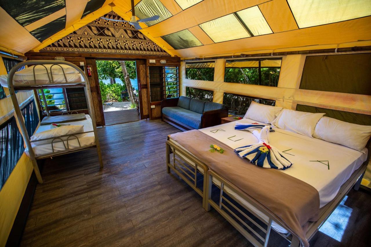 แบร์ฟุต มันตา ไอส์แลนด์ รีสอร์ต Hotel Drawaqa Island ภายนอก รูปภาพ
